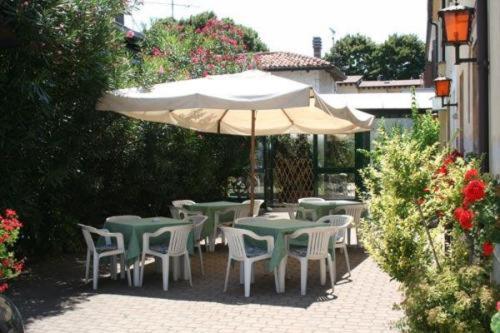 Hotel Il Granaio Porto Mantovano Extérieur photo