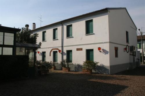 Hotel Il Granaio Porto Mantovano Extérieur photo