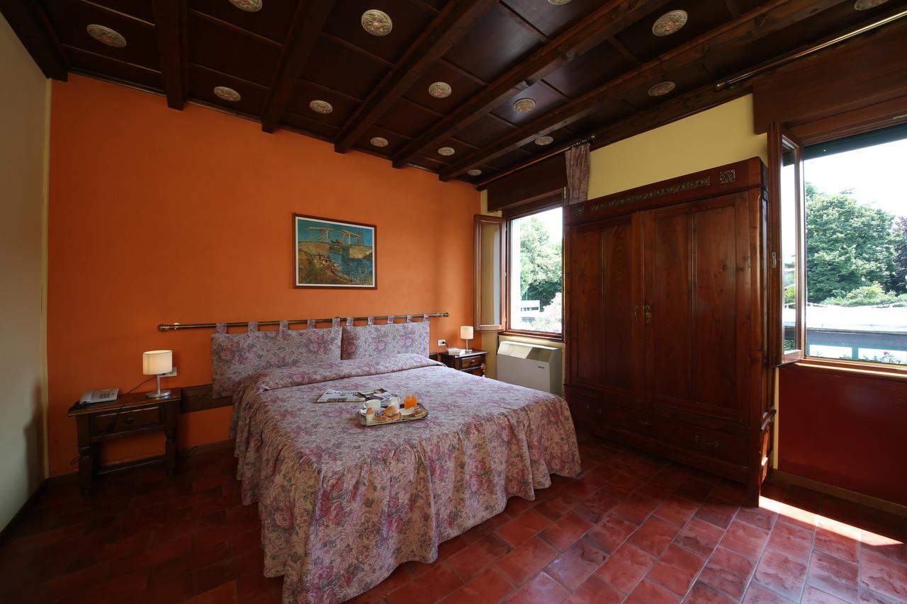 Hotel Il Granaio Porto Mantovano Extérieur photo